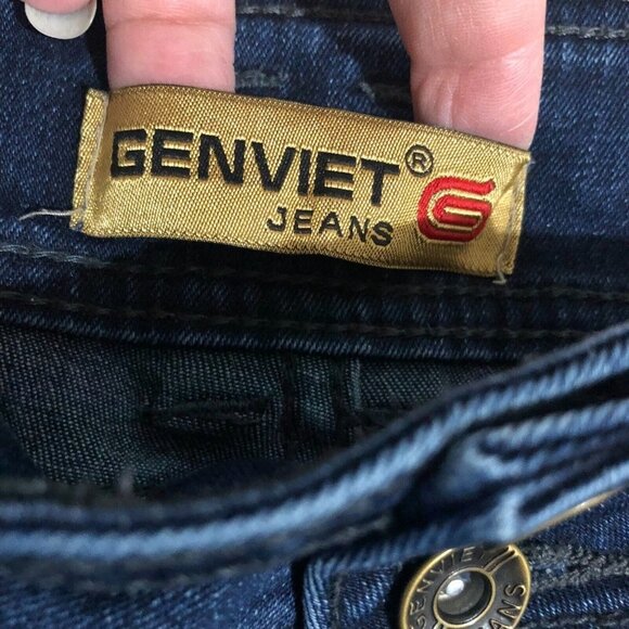 Genviet Women's 2 Button Dark Wash Mid Rise Blue Jeans Size 30 - Picture 5 of 9